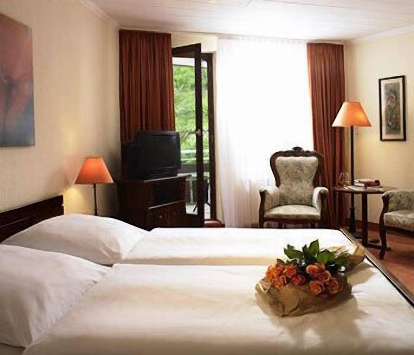 Hotel & Spa Waldecker Hof 维林根 外观 照片