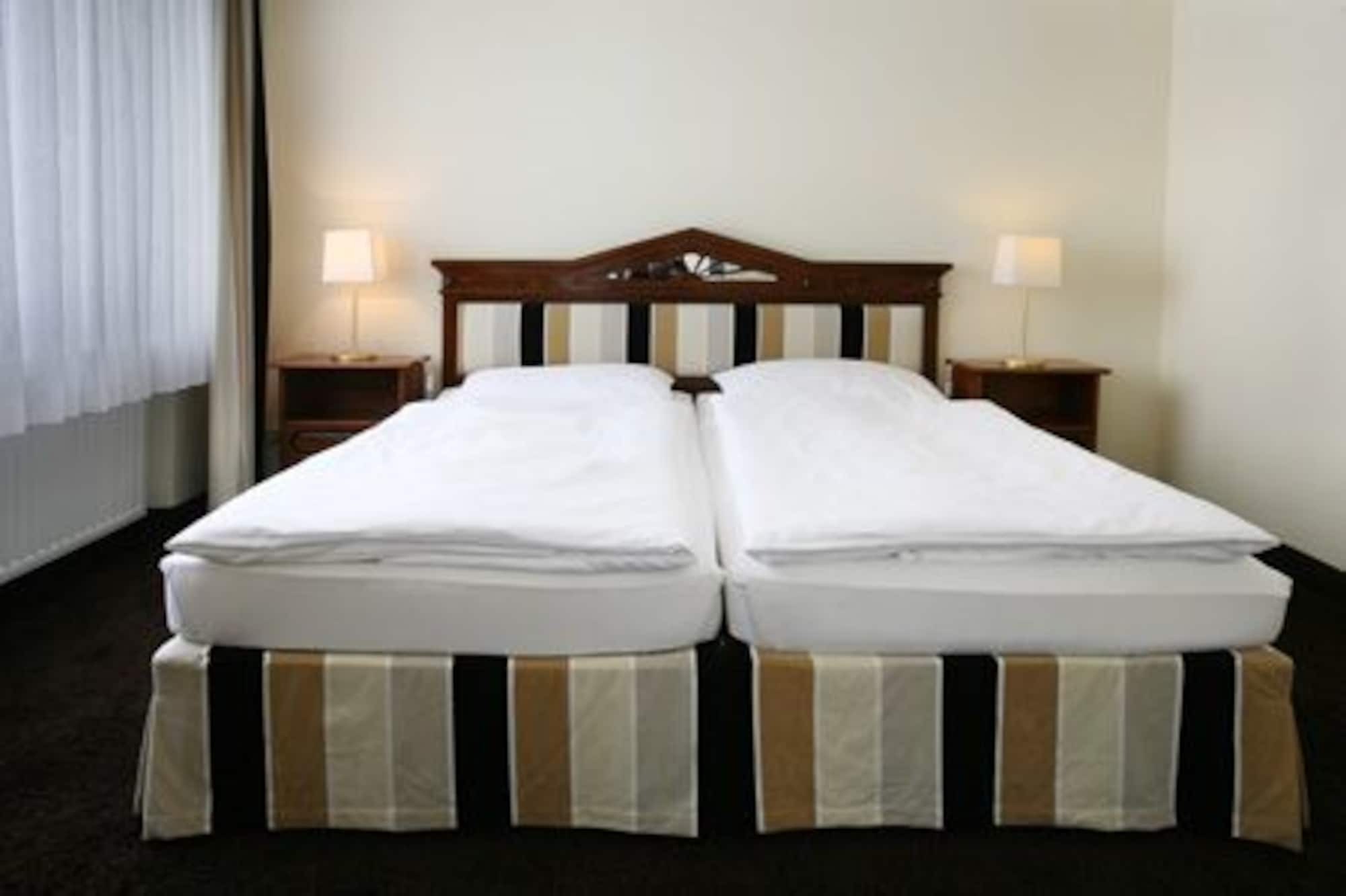 Hotel & Spa Waldecker Hof 维林根 外观 照片