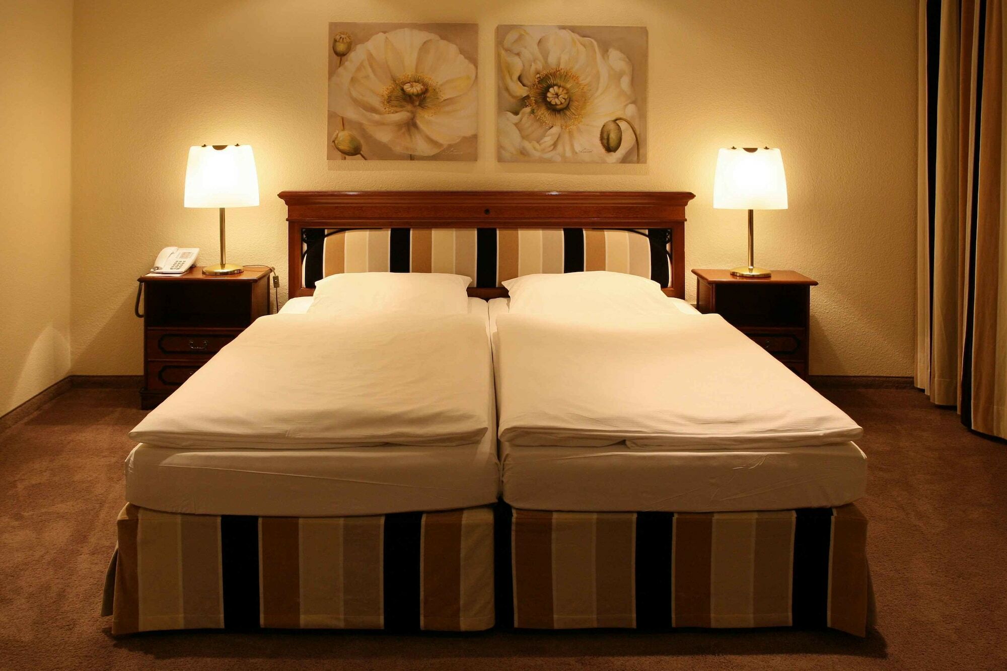 Hotel & Spa Waldecker Hof 维林根 外观 照片